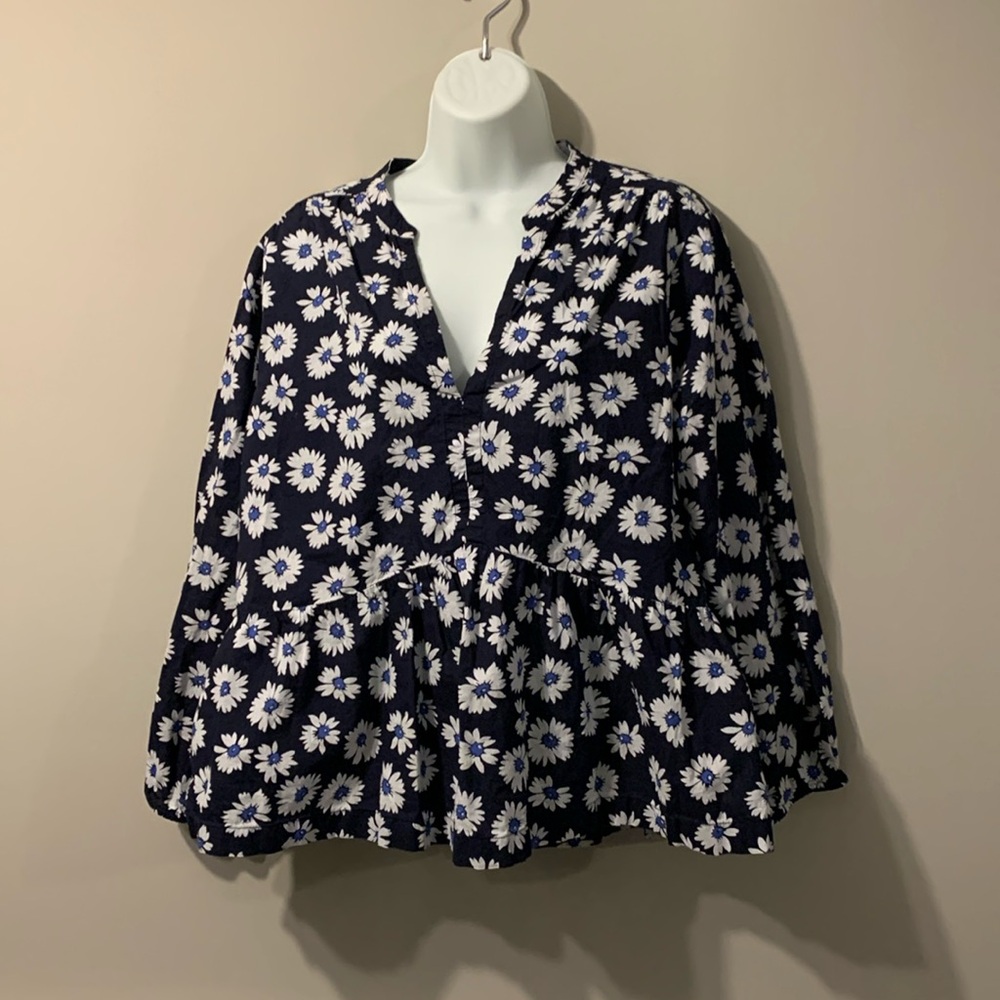 Gap floral top blue with white daisies, large pure cotton for women